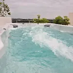 Apartamento Skyline Rooftop Swim *