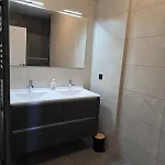Skyline Rooftop Swim Монпелье