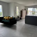 Skyline Rooftop Swim Апартаменты *
