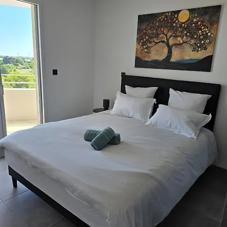 شقة Skyline Rooftop Swim *