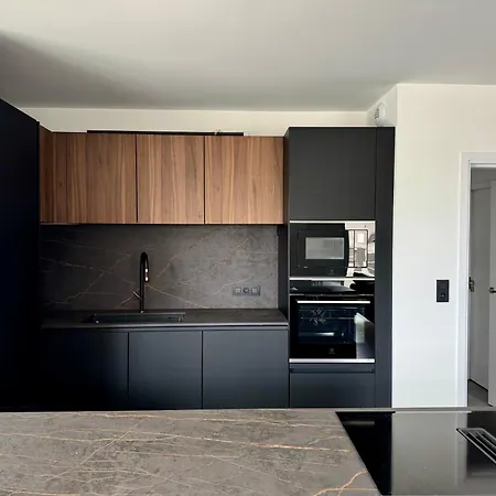 شقة Skyline Rooftop Swim