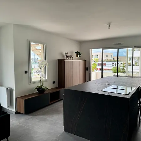 شقة Skyline Rooftop Swim